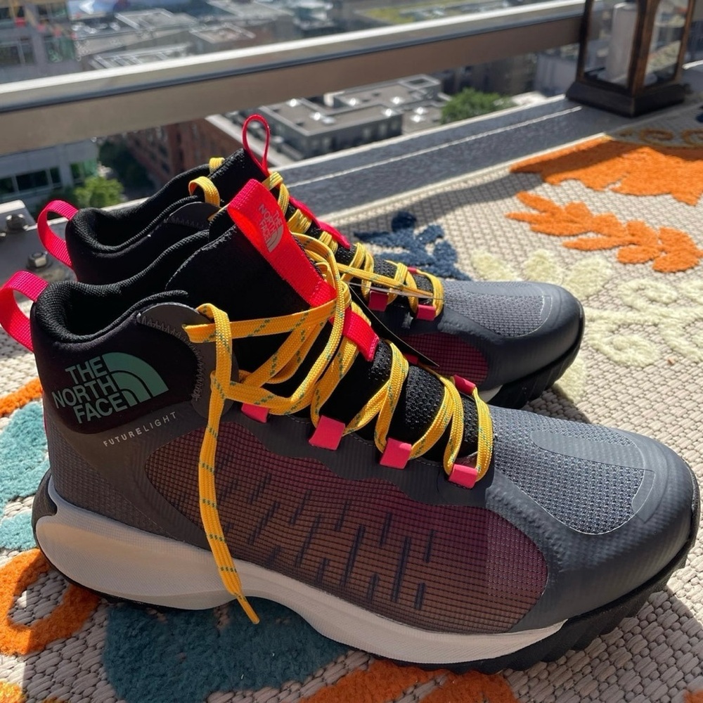 The North Face Men's Wayroute Mid Hiking Boots